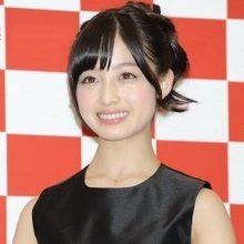 橋本環奈 発覚！「揺れすぎ豊満バスト疑惑」に完全決着！（1）推定カップが画面上に…