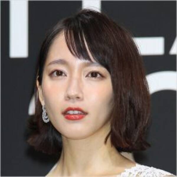 吉岡里帆はイケメンやジャニーズより数字を持っている 視聴率安定 女優 18年7月日 エキサイトニュース