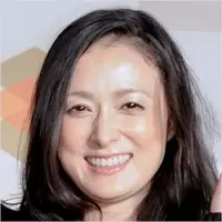 強い女性は美しい 志穂美悦子 男装の完熟色香 に大反響 年2月25日 エキサイトニュース