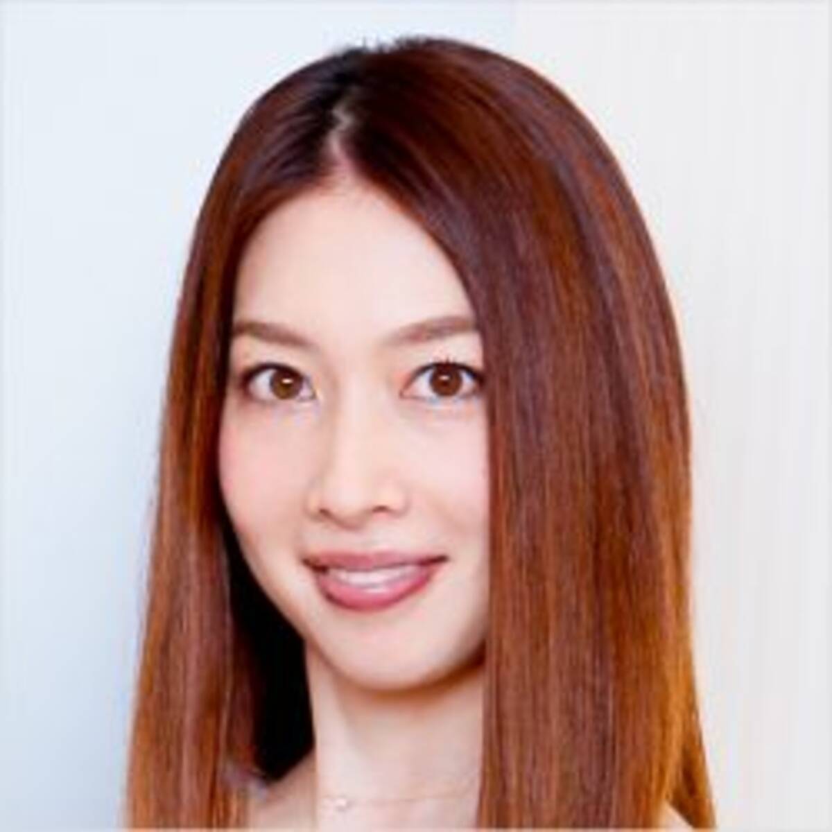 電撃引退 小林恵美の第2の人生は グラドルとは正反対 路線か 18年10月9日 エキサイトニュース