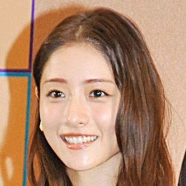 石原さとみ、「フレンドパーク」でのジャージ姿に「神スタイリング！」の声 (2019年7月11日) エキサイトニュース