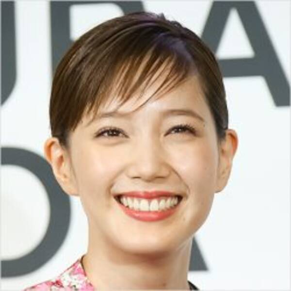 本田翼の胸をムギュッ 絶対零度 の横山裕にファンが猛嫉妬 年1月8日 エキサイトニュース