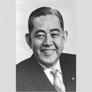 歴代総理の胆力「佐藤栄作」（4）孤独な総理のトランプ占い