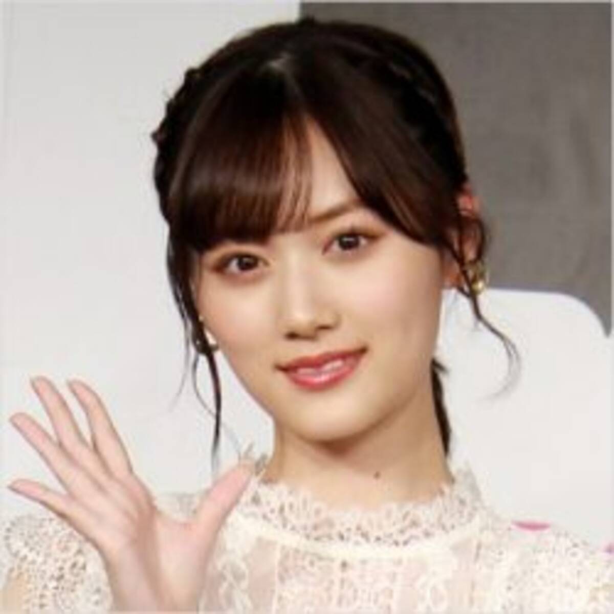 乃木坂46山下美月 黒板中に悪口 壮絶イジメ体験を初激白に驚きの声 21年2月28日 エキサイトニュース