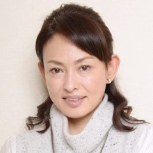 田中美奈子、50歳「ロケットバスト」コスに噴出した「ナマ胸が見たい！」声