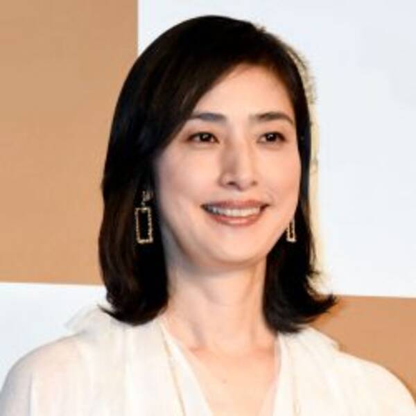 天海祐希が 割れ目ギリでお願いします ローカル番組で飛び出した仰天発言 21年10月26日 エキサイトニュース