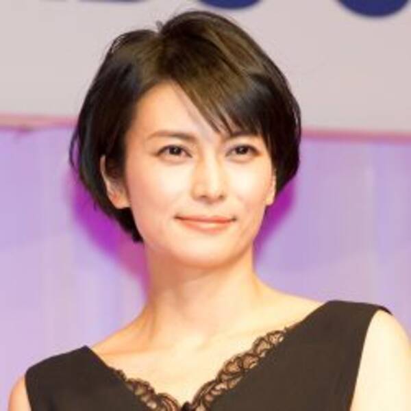 柴咲コウ 個人旅行でファンを驚かせた 芸能人オーラ ビンビンのド派手姿 21年12月17日 エキサイトニュース