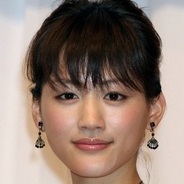 美しいバストを持つ美人女優の ボディ解禁 生報告 2 世の中の男を骨抜きにする 真木よう子 の美バスト 15年4月日 エキサイトニュース