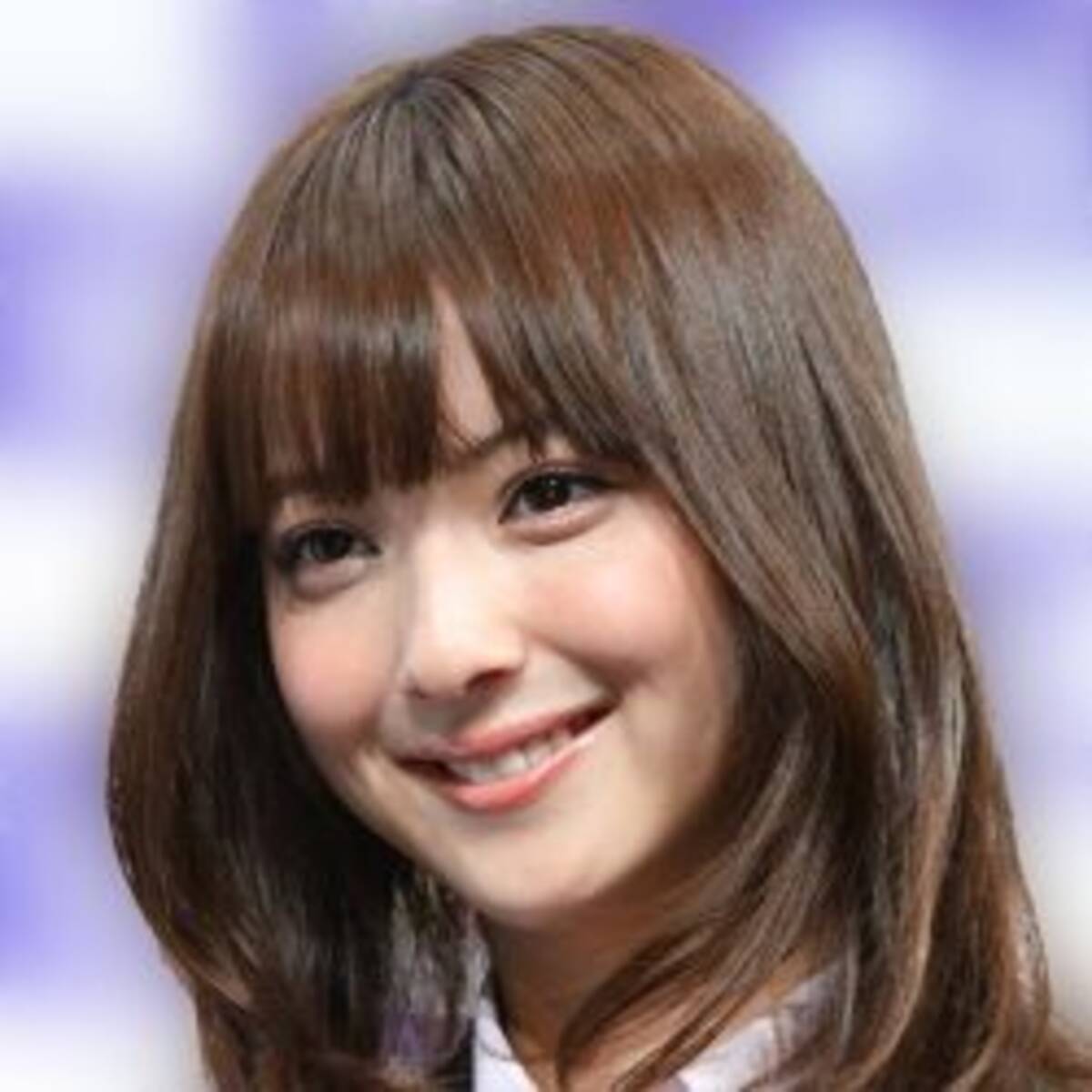 美女たちの競演 この バストcm があつい 2 新婚の佐々木希はユニクロcmで 17年5月21日 エキサイトニュース