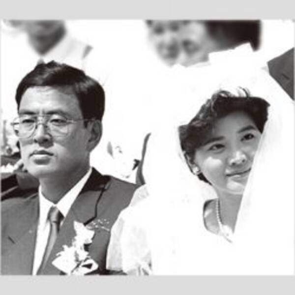 歌姫たちの 壮絶事件 61年 3 暴漢の標的 桜田淳子を統一教会に傾倒させた ナイフ脅迫 17年10月25日 エキサイトニュース