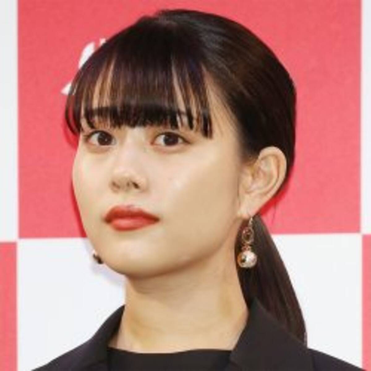 高畑充希 ジャンプしても揺れない 謎のバストの秘密を探ると 22年5月23日 エキサイトニュース 高畑充希 ジャンプしても揺れない 謎のバストの秘密を探ると 22年5月23日 エキサイトニュース