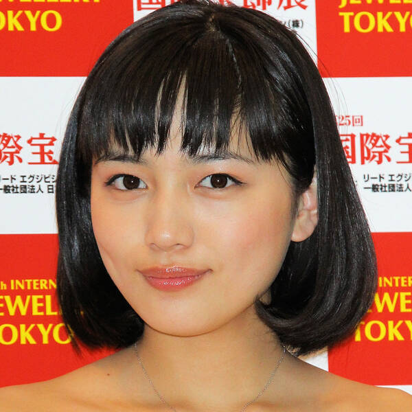 川口春奈 着飾る恋 で見せた二十代で初の艶シーンに視聴者が悶絶 21年4月26日 エキサイトニュース