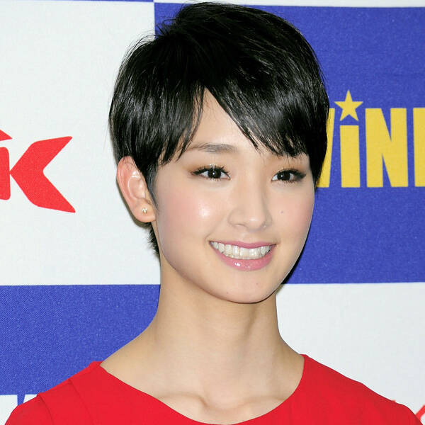 武井咲にも退社フラグ 剛力彩芽との共演に視聴者騒然 21年8月23日 エキサイトニュース