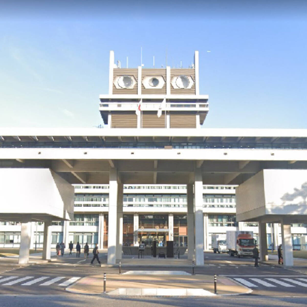 総工費45億円 奈良公園バスターミナル の ガラガラ状態 に批判殺到 19年9月22日 エキサイトニュース