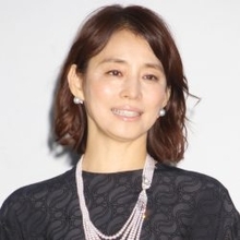 石田ゆり子、「アカウントは3つ！」激ハマりインスタで見せた「男いらずな愛撫動画」