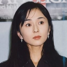 小松みゆきが49歳で出産、7年に及ぶ不妊治療に世間の声は…