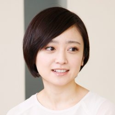 安達祐実 肩まであった髪をバッサリ ショートヘアに 幼くなった かわいい の声 21年6月10日 エキサイトニュース