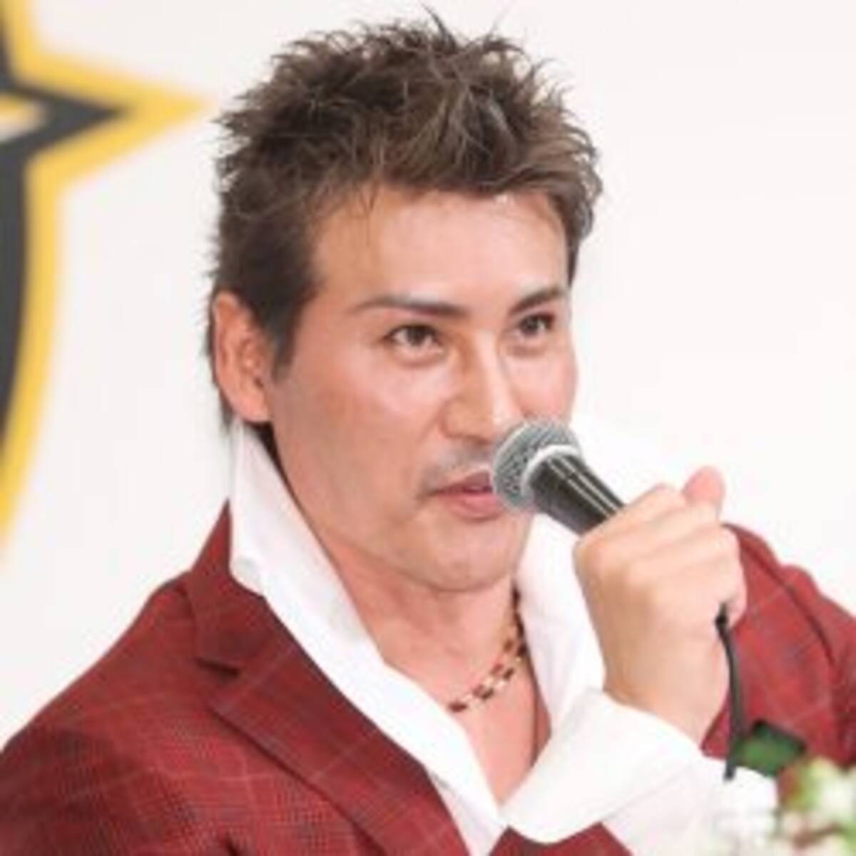 新庄新監督の圧勝 ドン小西からファッションを酷評されるもネットは大盛り上がり 21年11月14日 エキサイトニュース