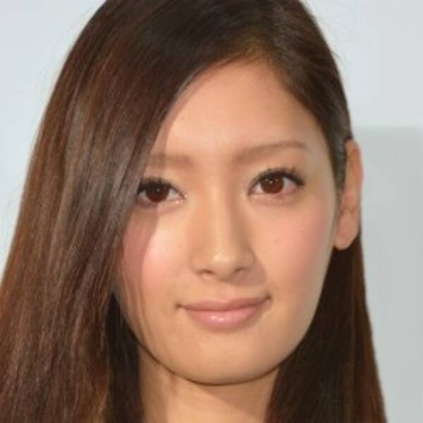 菜々緒も気にしてる二重あご どうすれば解消できる 16年6月30日 エキサイトニュース