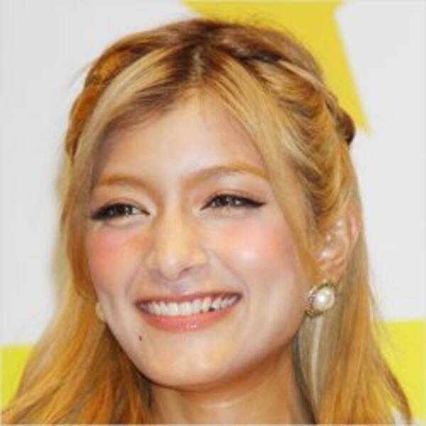 ローラ 恵まれない子供たちに学校を作る 発言がネット民から叩かれるワケ 17年2月17日 エキサイトニュース