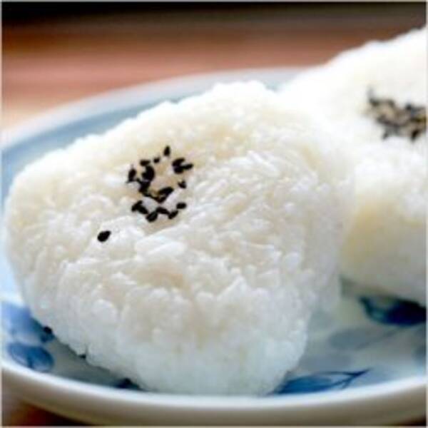 おにぎりはラップより アルミホイルで包むほうがおいしい 説の真偽 17年8月1日 エキサイトニュース