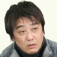 坂上忍 あおり運転告白でも語らない パトカーとカーチェイス 逮捕過去 17年10月24日 エキサイトニュース