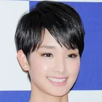 剛力彩芽の キス顔 投稿に隠された 意味深なメッセージ とは 19年6月7日 エキサイトニュース