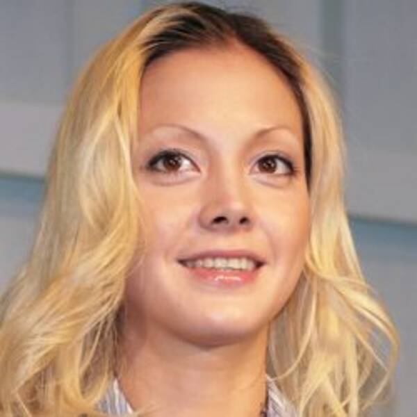 セーフ アウト 34歳 土屋アンナの 制服姿 にネット民も真っ二つ 18年5月24日 エキサイトニュース