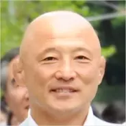 栄和人の耳が腫れているようで心配 レスリングをすれば誰でもなるの 8番 ファースト さるすべり