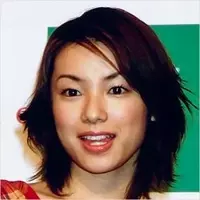 橋本愛 14歳年上の綾野剛と熱愛発覚 尻軽 イメージ定着でファンに衝撃 13年8月8日 エキサイトニュース