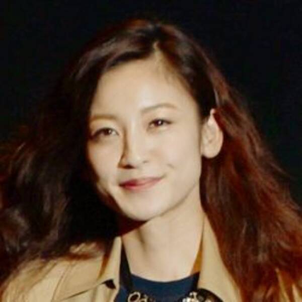 西山茉希 子供と乗った電車で遭遇した むかつく意地悪な顔 体験談の波紋 19年5月30日 エキサイトニュース