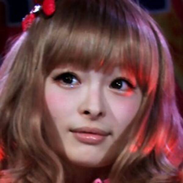 きゃりーぱみゅぱみゅが証明写真を公開して輪郭を 詐称 していた 16年4月1日 エキサイトニュース