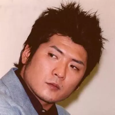 吉川晃司 白髪の名探偵役で地上波連ドラ初主演 志尊淳とバディ結成 年5月14日 エキサイトニュース