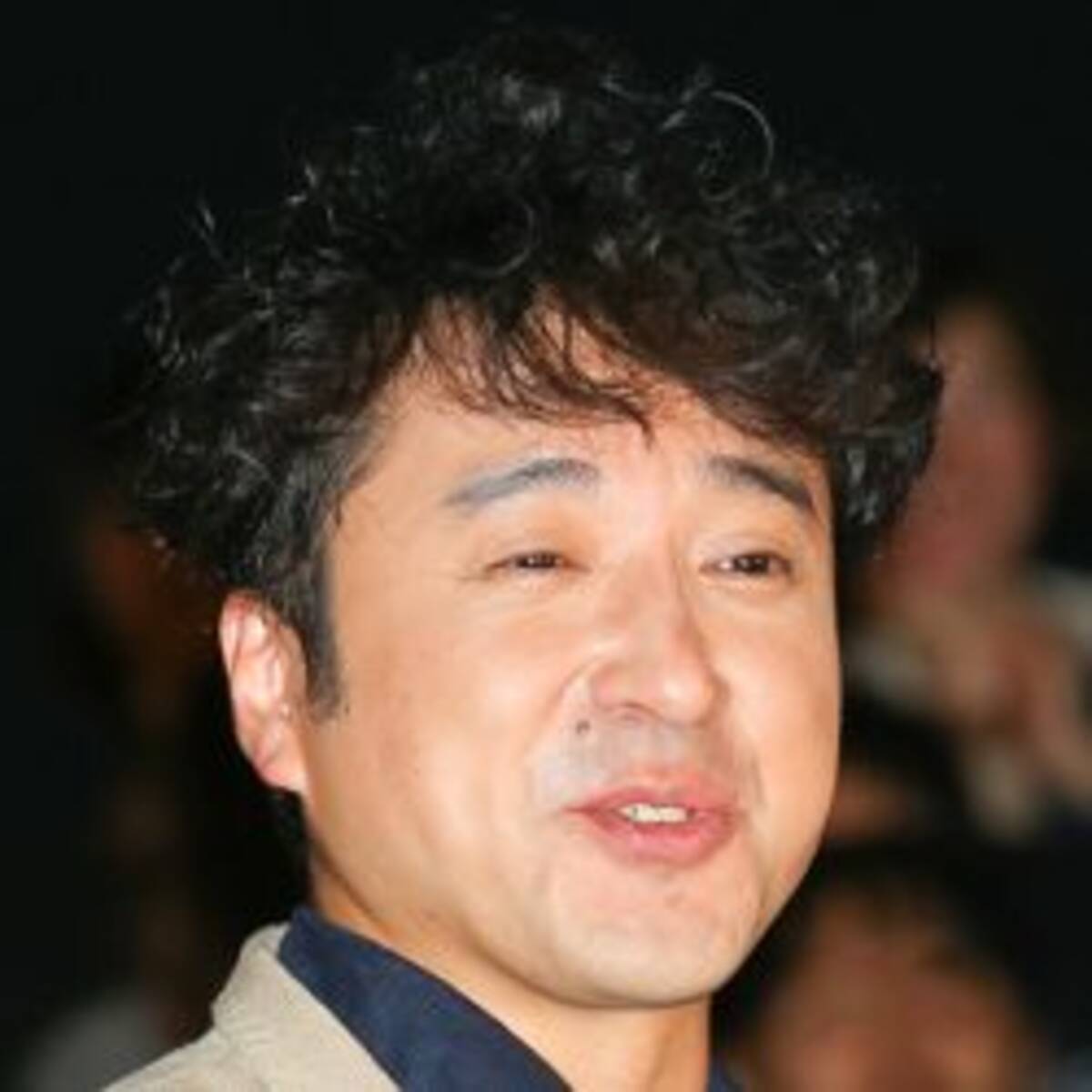 監督にやっつけられた ムロツヨシ 最新映画で 満島ひかりが憐れむ 激変ぶりとは 22年9月25日 エキサイトニュース