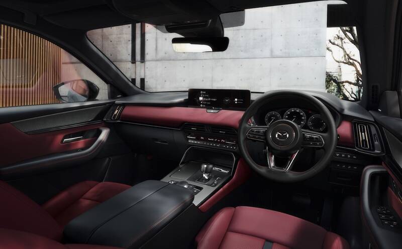 マツダCX-60とCX-80がさらに乗りやすく！ CarPlayタッチ対応や静粛性向上で選びやすさも刷新