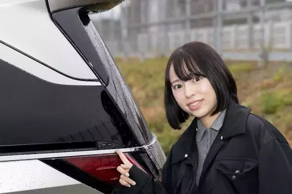 「アイドルがレクサスLMの“アメイジング”後席体験！ 家超えの超豪華空間に大興奮」の画像