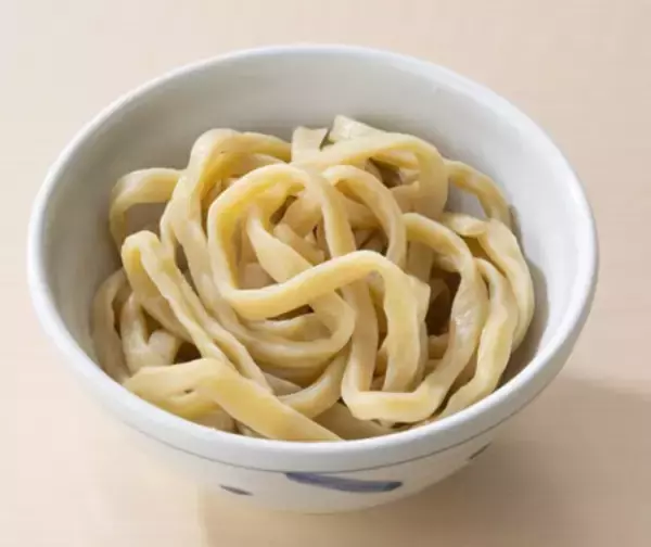 「にんにくと背脂の「背徳」スープで食べ放題！リュウジ×安元洋貴がしゃぶしゃぶを監修」の画像