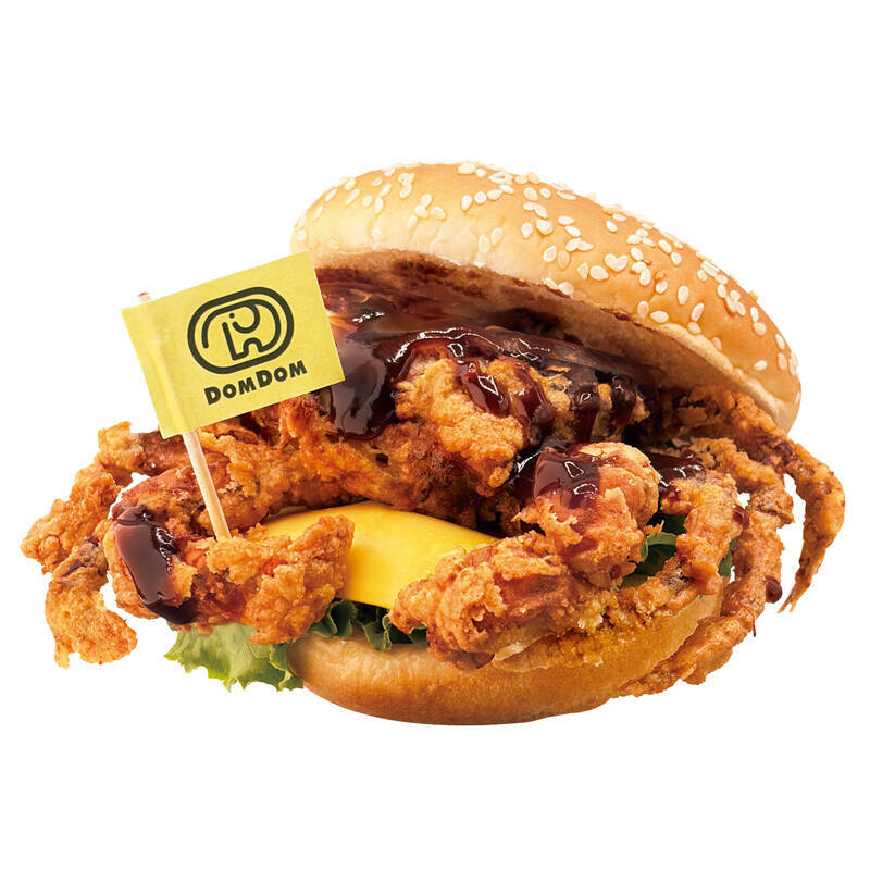 カニを丸ごと挟んじゃった！ カニバーガー「名古屋みそ味」が全国登場