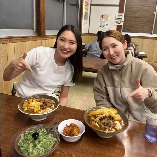 「SAGA RALLYはフェリー移動もご当地グルメも全力満喫！ 歯科医兼ドライバー、女性部門で2位！」の画像