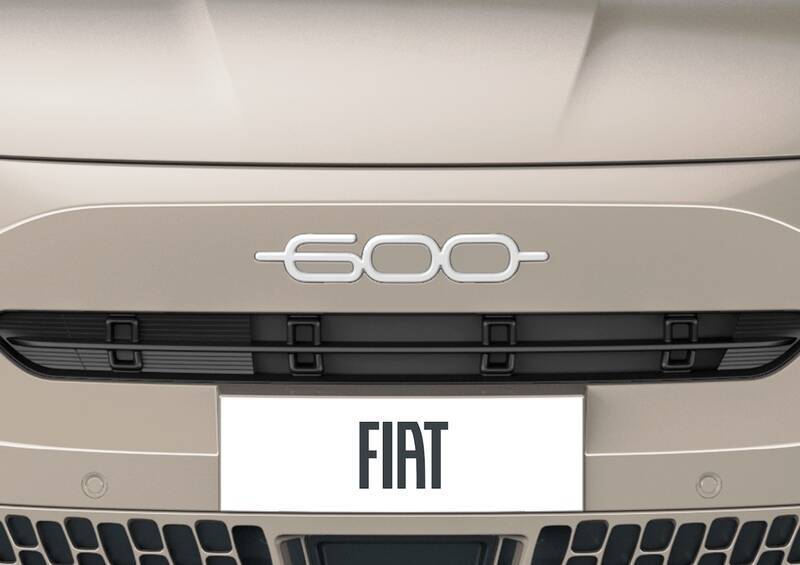 フィアットの限定車、今度は“カフェラテ味”!? 200台限定「600 Hybrid La Prima Caffelatte」発売