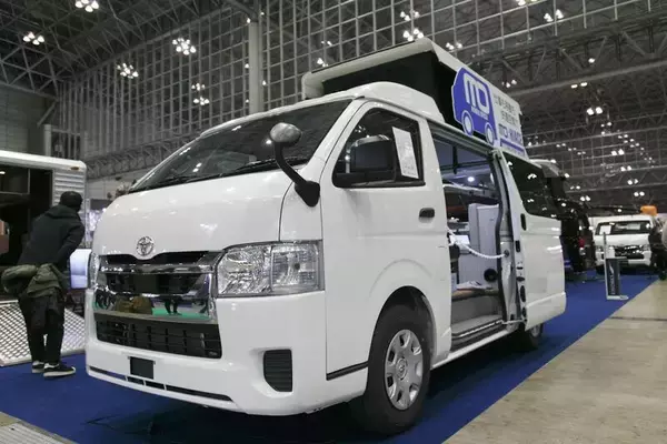 「高級車から軽まで！ 「ジャパンキャンピングカーショー2022」で見つけた個性的なキャンピングカー」の画像