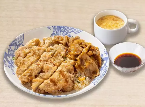 「肉レベルMAX!! ヤバげな「W肉盛りチャーハン」がバーミヤンに3日間限定で登場」の画像