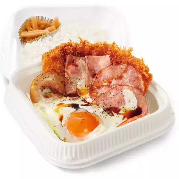 「すごっ！かつや新作「ウルトラエッグカツ丼」チャーシューもベーコンも全部のせ」の画像