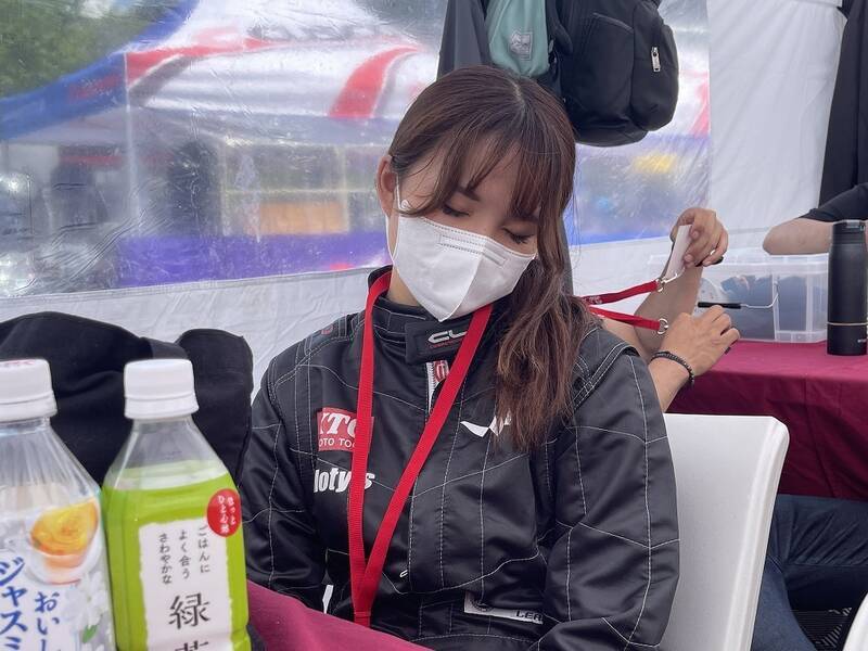 現役RQの荏崎ろあ、ラリーメカニックを経験してさらにクルマ愛が深まる