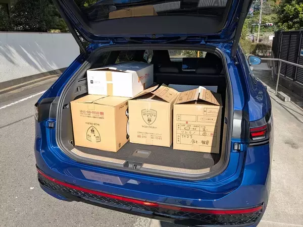 「なぜセダンを廃止した？ ワゴン一本勝負に出た新型パサートの「潔さと勝算」」の画像