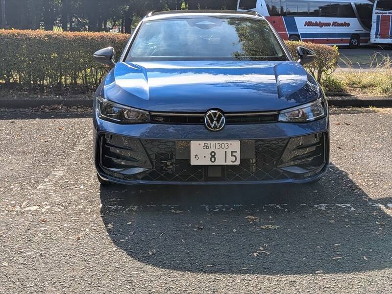 なぜセダンを廃止した？ ワゴン一本勝負に出た新型パサートの「潔さと勝算」