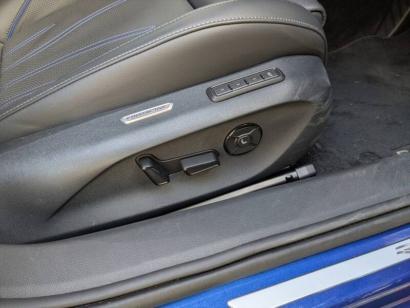 なぜセダンを廃止した？ ワゴン一本勝負に出た新型パサートの「潔さと勝算」