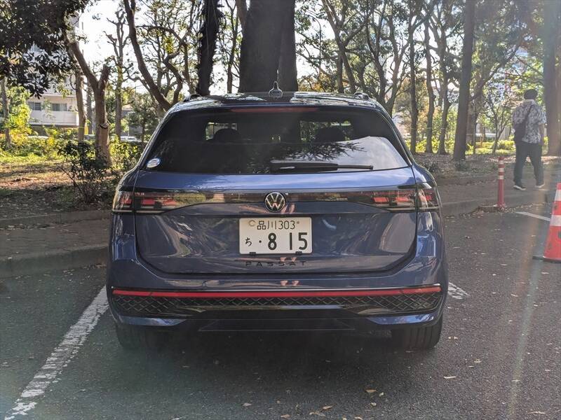 なぜセダンを廃止した？ ワゴン一本勝負に出た新型パサートの「潔さと勝算」