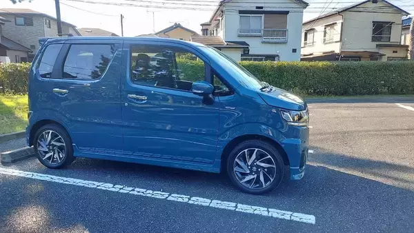 「ワゴンRの良さを残しつつ見た目がワイルドになった「ワゴンRカスタムZ」」の画像