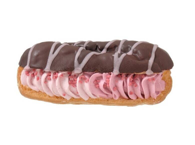 苺好き注目！セブン新作「クワトロいちごエクレア」4月21日発売